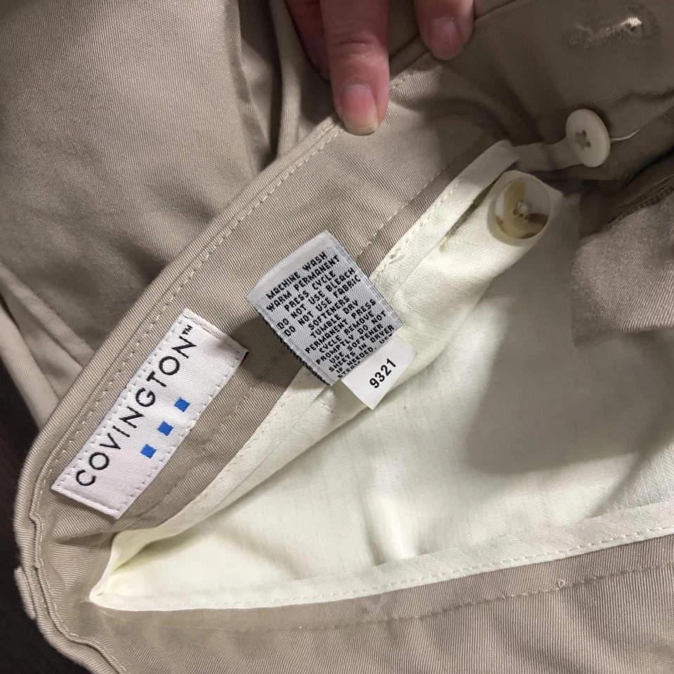 New Vintage Covington Men's Khaki Dress Pants Pleated Cuffed Preppy Size 40x29 - Image 2 of 4