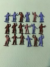 Lot 18 Vintage MPC Plastic Soldiers Toys Military Blue-Gray Hole in Hand Marx 