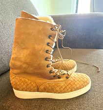 Bottega Veneta Women Beige Woven Lace-Up Mid-Calf Fur Trim Lined Boots