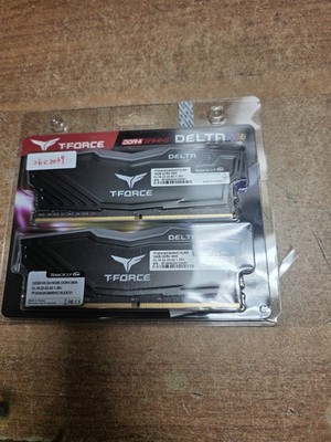 TeamGroup T-Force Delta RGB 32GB (2x16GB) RAM DDR4 3600MHz TF3D416G3600HC18JBK