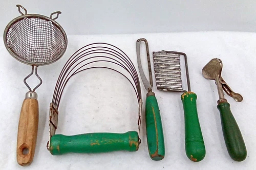Vintage Kitchen Utensils Wood Handles Green Metal Surehold Retro Decor Set of 5 image 2
