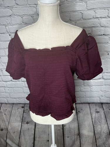 Torrid Stretch Puff Sleeve Smocked Challis Crop Top Burgundy Size 1 - Bild 1 von 12