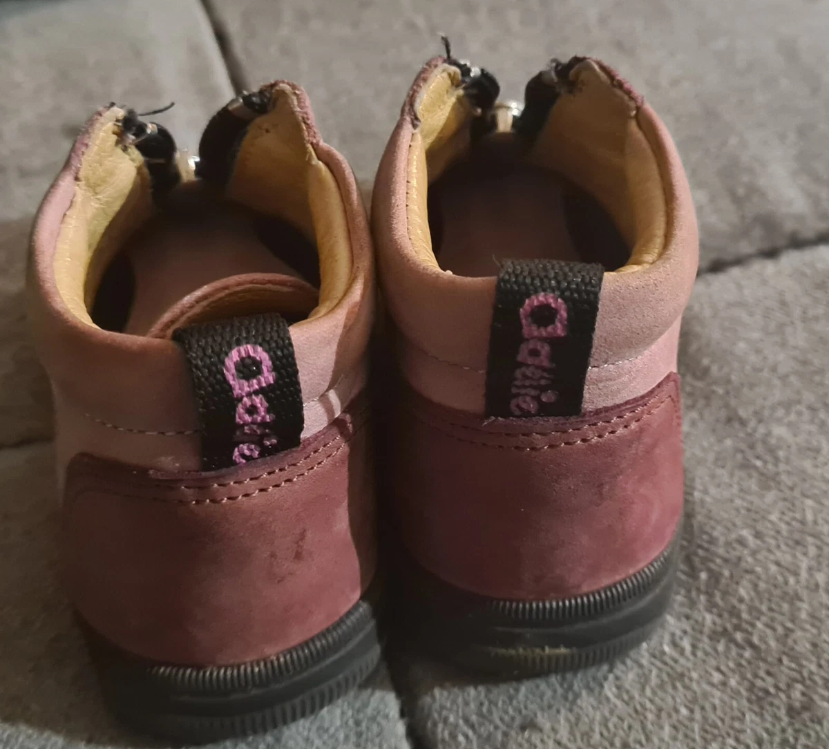 Chaussure bebe top taille 19