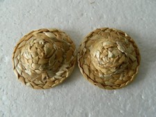 (G2.23) 1/12th scale DOLLS HOUSE SMALL STRAW HATS X 2 ( CHECK SIZE)