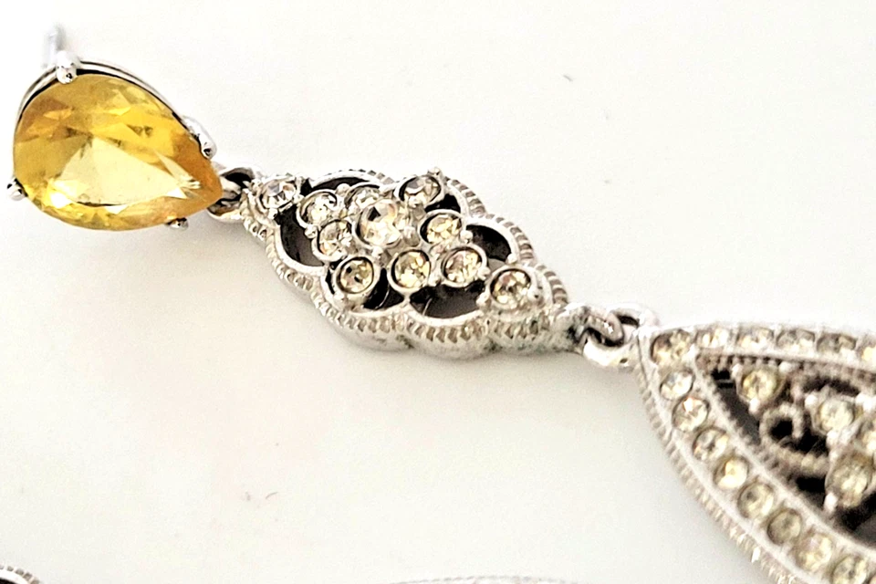 Pendientes colgantes Nadri circonita cúbica chapada en rodio citrino circonita cúbica lágrima 1,75" Foto 3 de 4