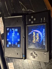 Nintendo DSi Black, w/ Twilight Menu ++, 32GB SdCard w/72 games, charger,Stylus 