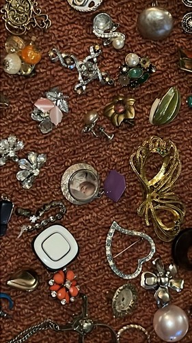 Mixed Jewelry Crafters Lot Broken 6.5 Lb Rhinestone Beads Makers Estate MCM Nice - Picture 22 of 24