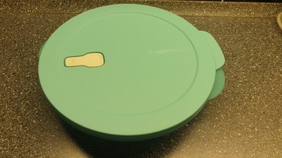 TUPPERWARE  Micro Tup Crystal Wave 2 /Mikrowellengeschirr / Grün - gebraucht