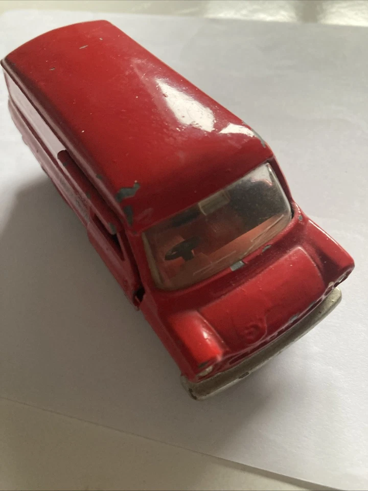 RARE DINKY FORD TRANSIT VANS AVIS x 2 & EVENING STANDARD RARE, See Pics. - Image 2 of 4