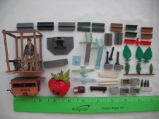 Lot of 40 Assorted Detail Parts, City Park Benches Planters Trees Soda, HO Scale