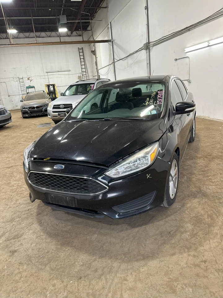 Used Left Quarter Glass fits: 2017 Ford Focus Sdn black moulding Left Grade A Foto 4 de 4