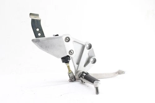 BRACKET, FRONT FOOTREST RH | MODEL K4/K5