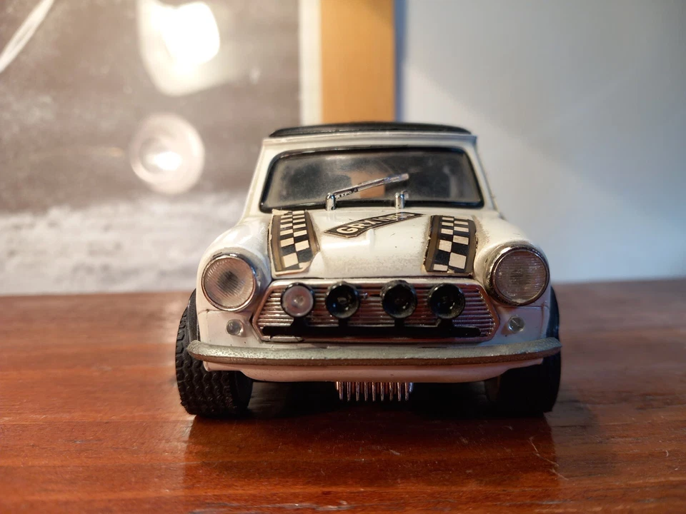 Modello Politoys-M N°582 Mini Cooper 1/25 Made In Italy - Immagine 3 di 4