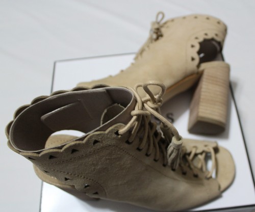 GUESS ONILA LIGHT NATURAL SUEDE SANDAL US 8M - Picture 4 of 7