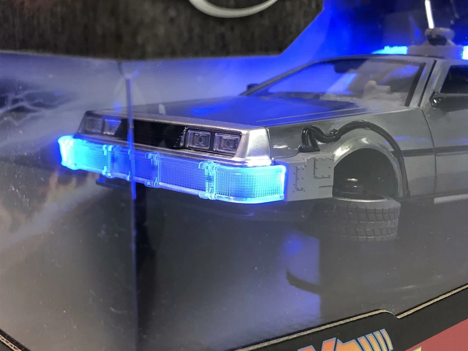 Back to the Future Part II Delorean Hover Mode and Lights 1:24 Scale Jada 31468 - Image 2 of 4
