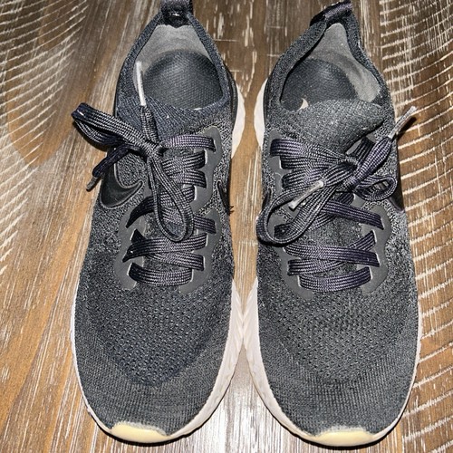 Nike Epic React Flyknit Black White Sz 7.5 Womens bq8927-002 - Picture 2 of 7