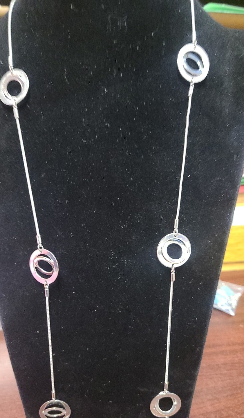 nine west necklace silver