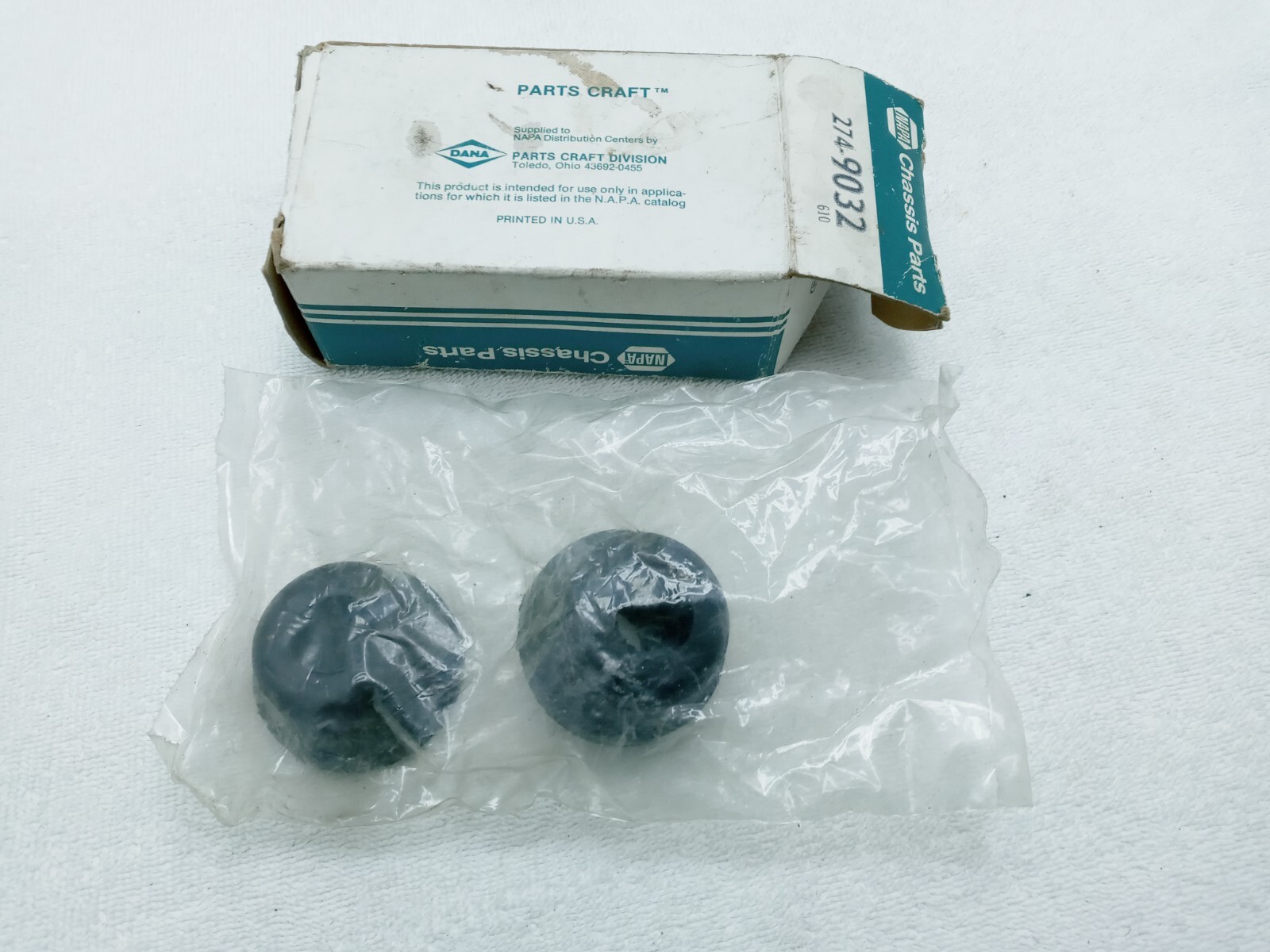 Moog K7016A Suspension Strut Rod Bushing Replacement Kit