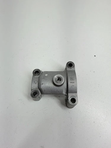 2005 SUZUKI RMZ450 NTAKE CAMSHAFT CAM CAP TOWER HOLDER BRIDGE RMZ 450 OEM - product listing photo