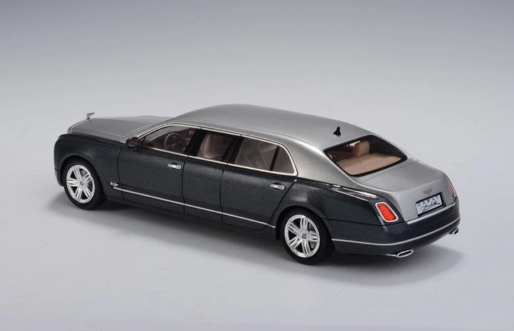 GLM GLM43202401 1/43 BENTLEY Duchatelet Mulsanne Limusina 2012 Plata / Gris - Imagen 3 de 4