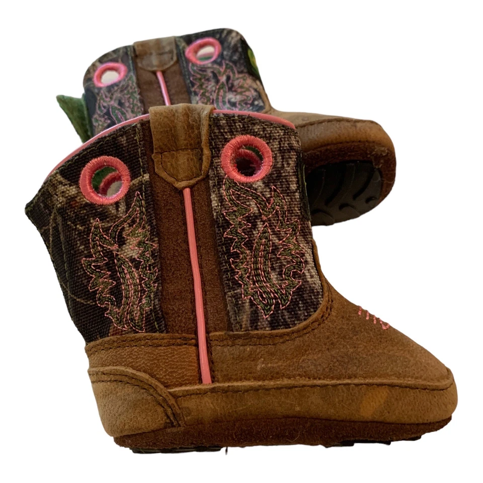 Niñas John Deere Johnny Popper Mossy Roble Camuflado Cuna Botas Bebé 2M Cuero Rosa Foto 3 de 4