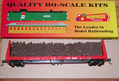 HO ROUNDHOUSE 1303 60' BULKHEAD FLAT CAR CANADIAN PACIFIC CP CPI 317135 W/ LOAD