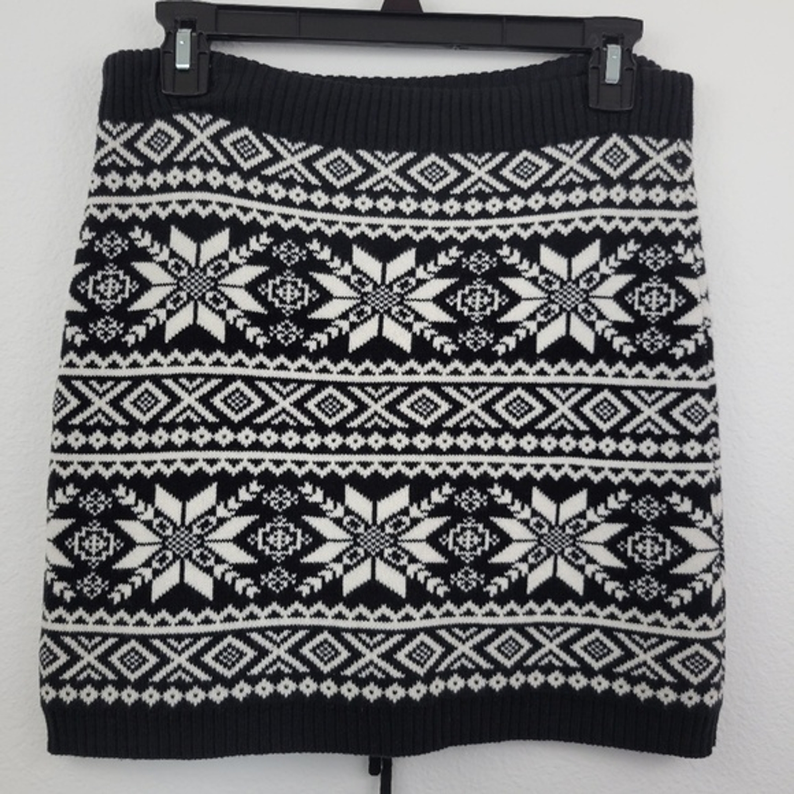 Smudge Black And White Pattern Drawstring Knit Sk… - image 6