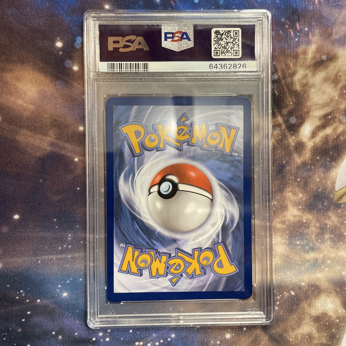 Shaymin V Full Art 152/172 Brilliant Stars (2022) PSA 8