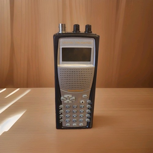  Radioshack Pro-96 Digital Trunking Scanner/Good Cosmetic Cond & Clean/No Power