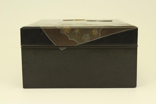 Japanese Vintage Wooden Box chrysanthemum Butterfly Makie - Picture 2 of 20