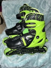 Yvolution Neon Inline Skates Roller Blades Purple W/LightUp Wheels Size 3-6