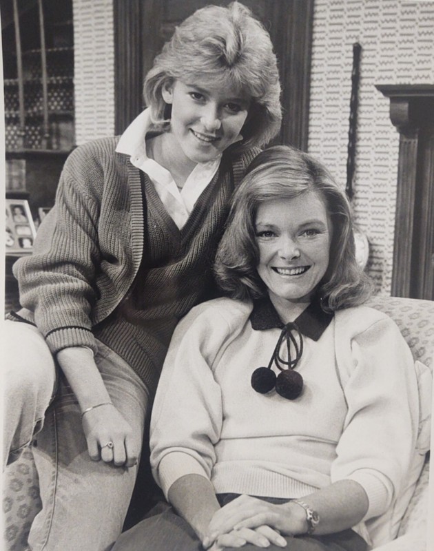Original 1985 Press Still Photo Jane Curtain Allison Smith KATE & ALLIE CBS