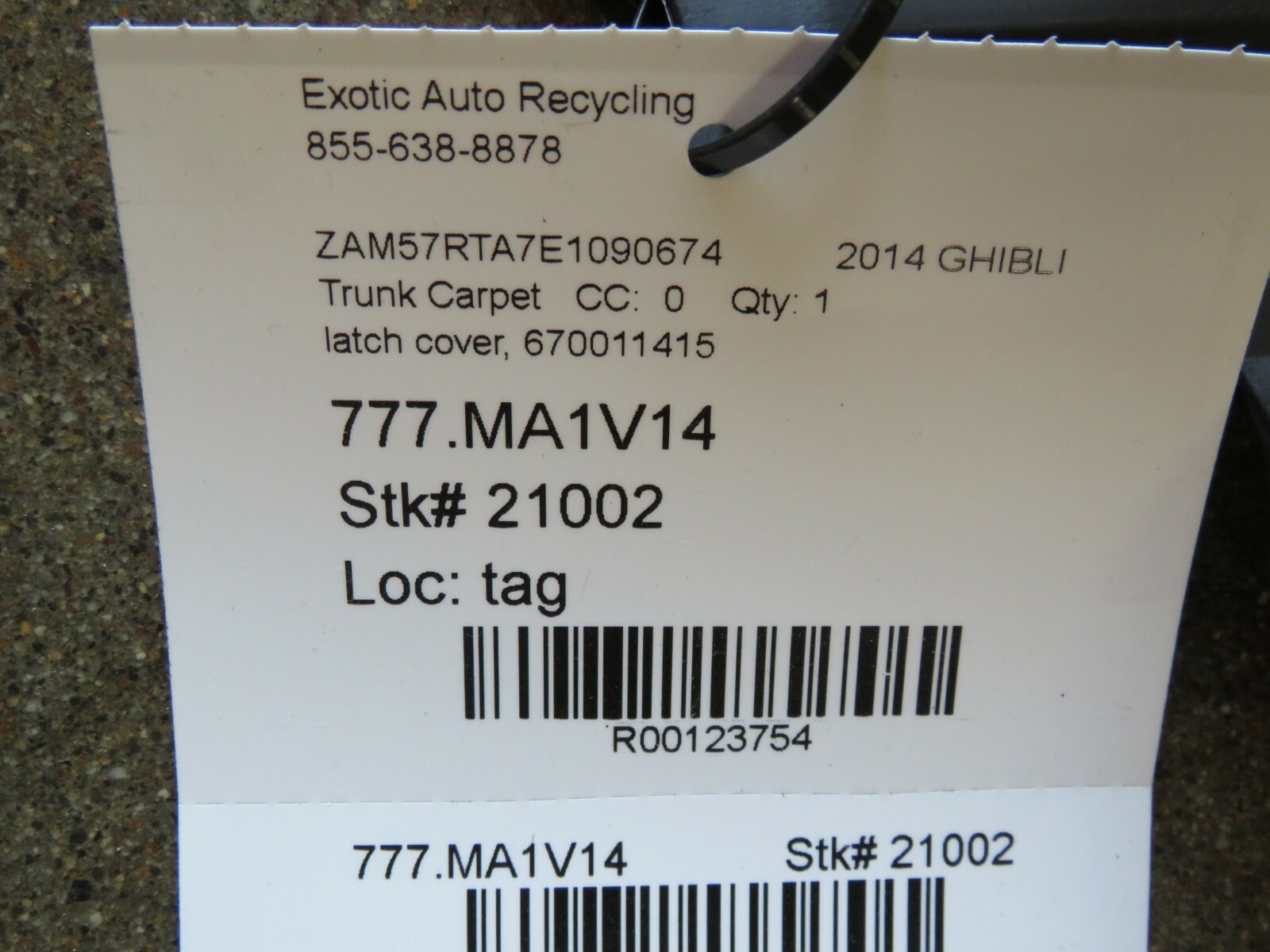 Maserati Ghibli, Trunk Latch Carpet Cover, Used, P/N 670011415