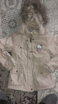 Trenchcoat Jacke Mantel Hello Kitty Winter Warm GR.122/128 beige