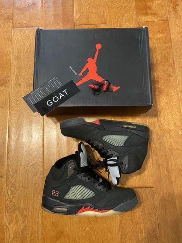 Nike Air Jordan 5 Retro Gore-Tex Off Noir Sneakers