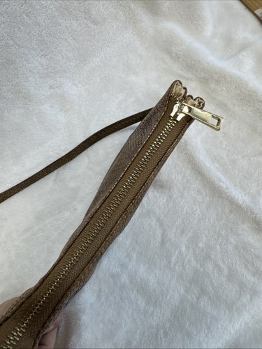 Carolina Hill Women’s Crossbody Multi Compartment Zipper Slots Faux Snakeskin - Picture 5 of 12