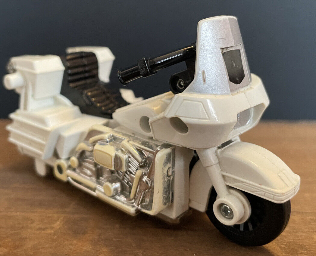 Vintage Transformer Toy G1 1986 Hasbro Takara White Vintage Transformer Toy G1 1986 Hasbro Takara White