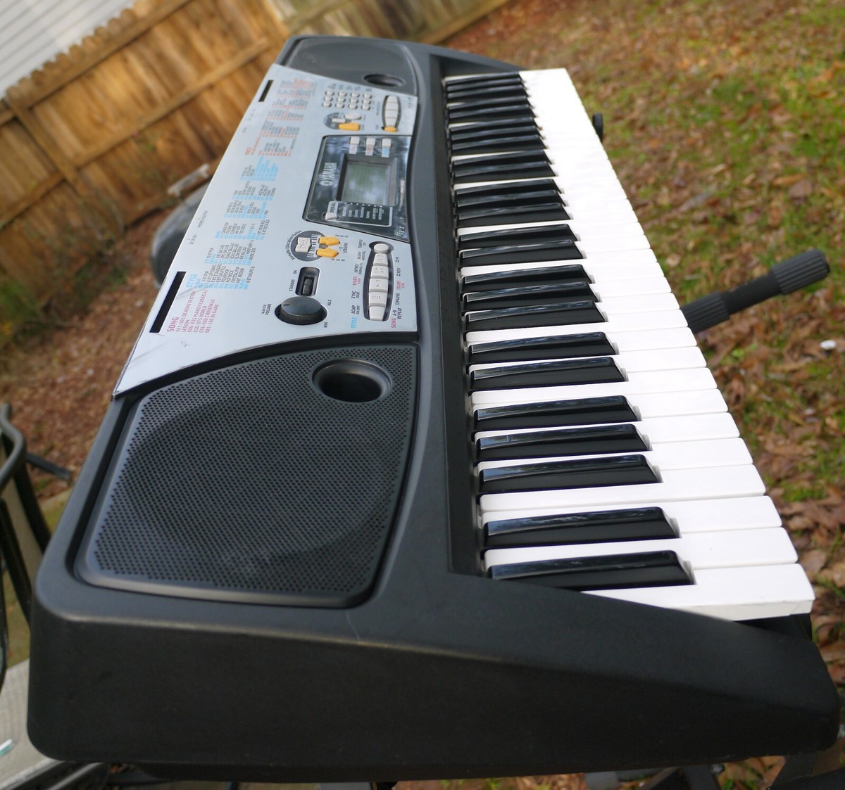 Yamaha PSR-175 61-Key Portatone Keyboard YES Suite 100
