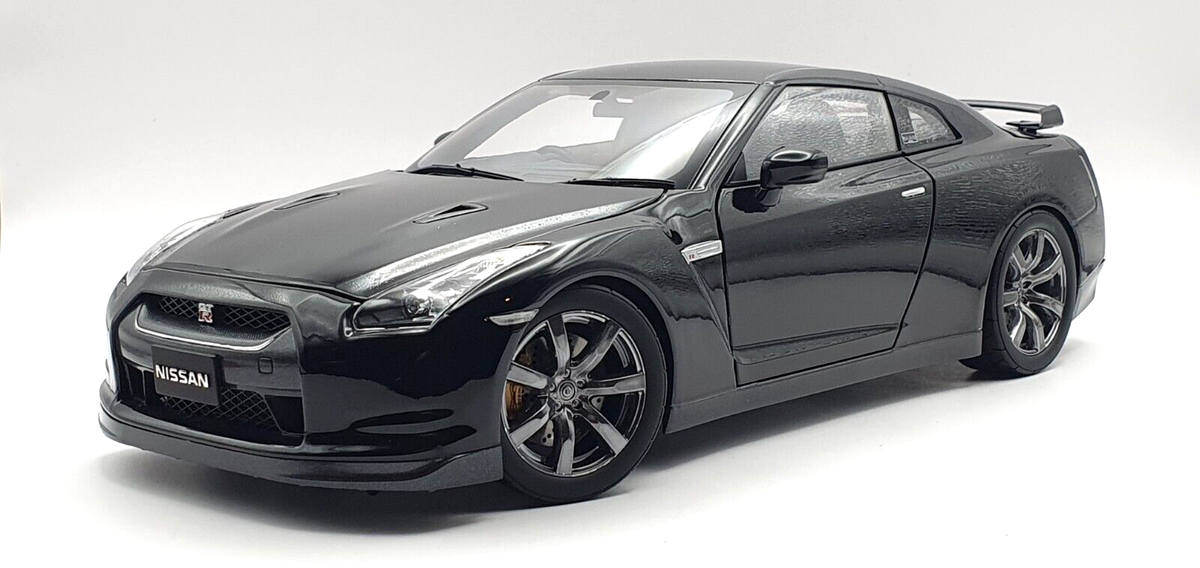 1/18 Kyosho NISSAN GT-R R35 BLACK Premium Edition Skyline diecast