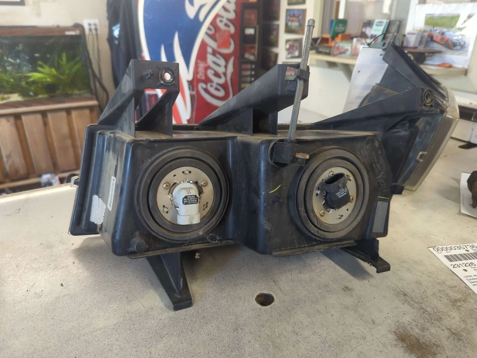 Headlamp Assembly ISUZU I-370 PICKUP Right 07 08 RH LIGHT FOGGY Foto 2 de 3