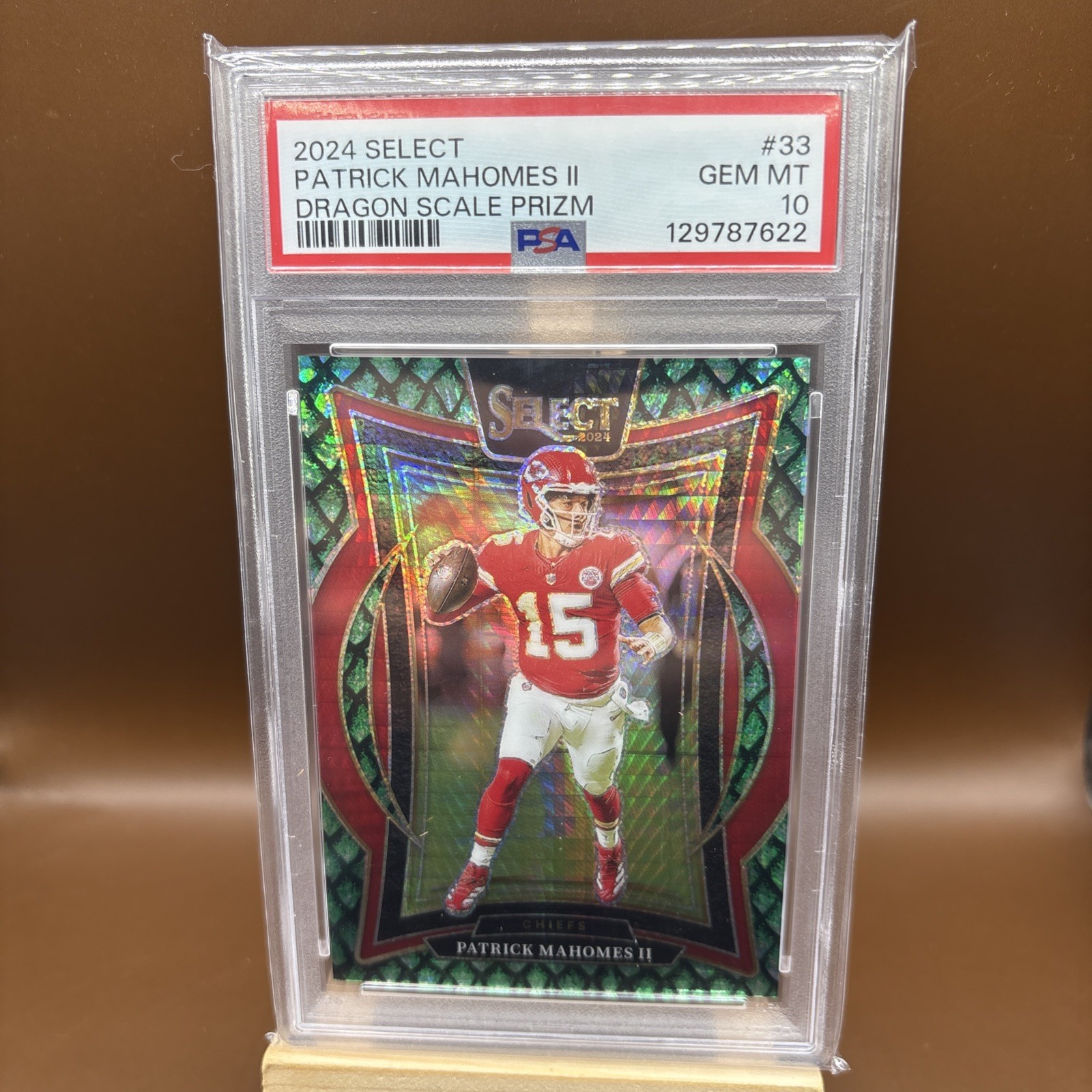PATRICK MAHOMES II 2024 SELECT CONCOURSE DRAGON SCALE /81 PSA 10