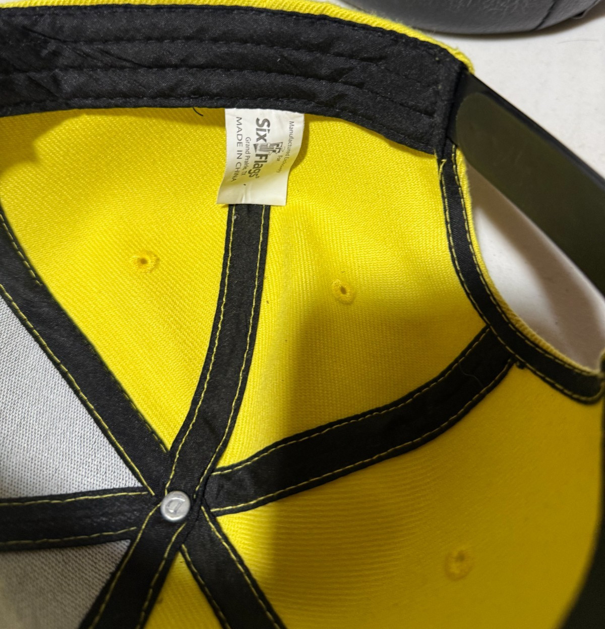 Six Flags The Flash Adjustable Snapback Hat Cap Y… - image 6