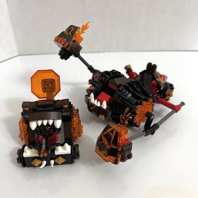 LEGO Nexo Knights Chaos Catapult 70311 & Moltors Lava Smasher 70313