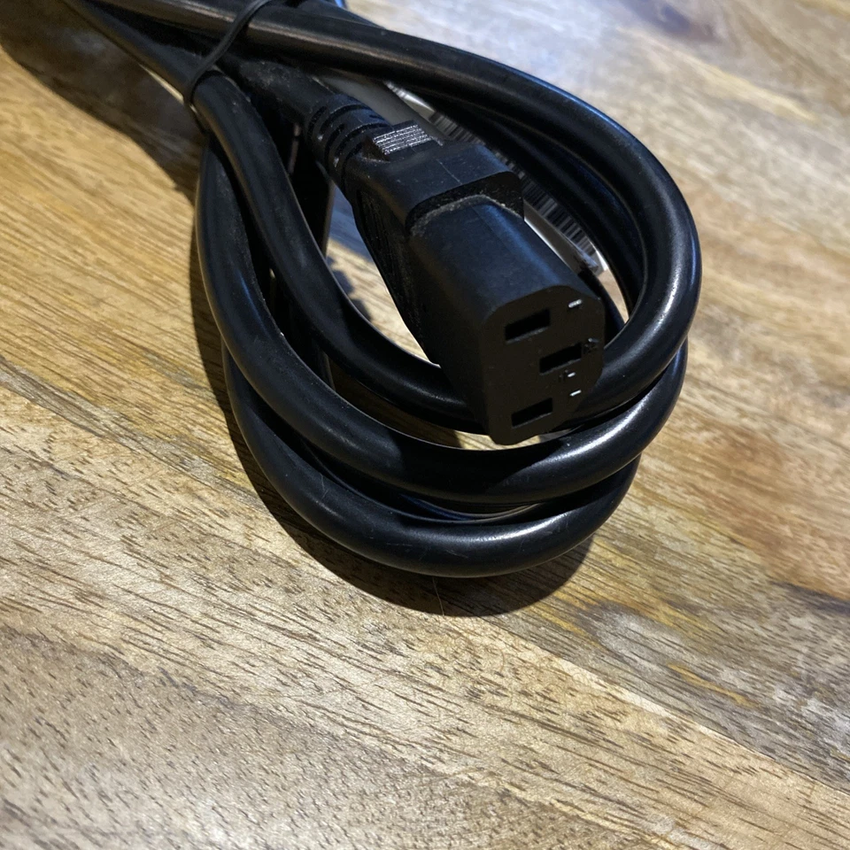 Volex PS204 Standard Ac Power Cord Cable C13 Connector / Brand New  - Image 2 of 4