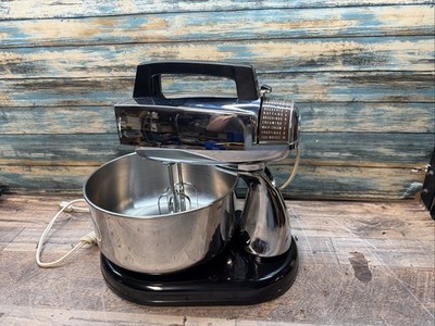 Dormeyer 10 Speed Deluxe 250 Mixer Chrome 2 Beaters & Bowl