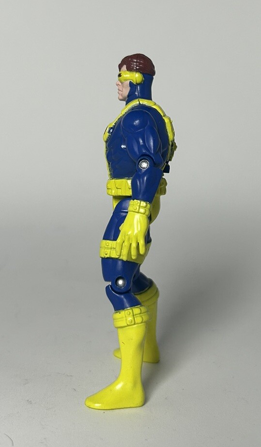 Vintage 1993 Marvel Uncanny X-Men CYCLOPS Optic Blast Action