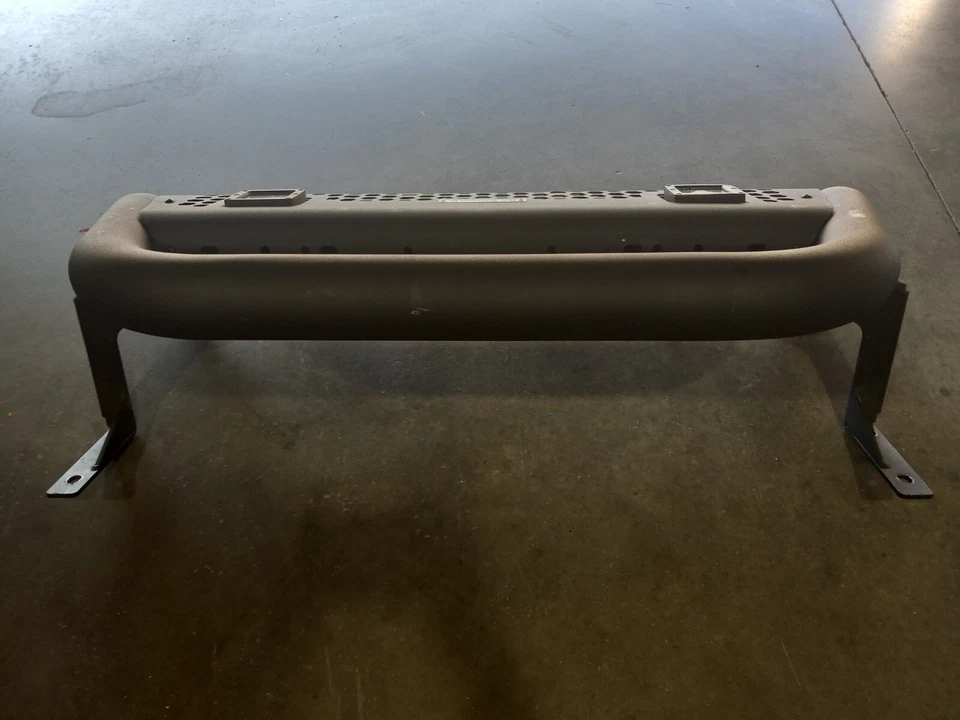 GO RHINO RC2 BULL BAR con luces de cubo para RAM 1500 2019-2024 Foto 4 de 4