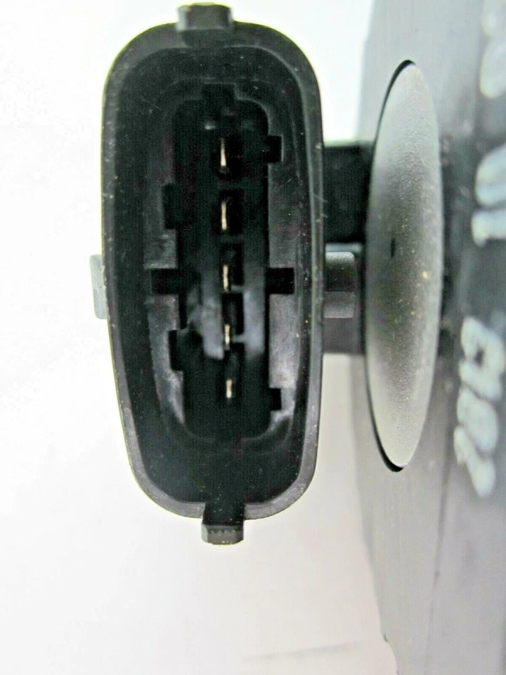 GENUINE! VACUUM PUMP FOR 2009-2014 HYUNDAI & 2011-2015 KIA #59200-3Q500 - Image 3 of 4