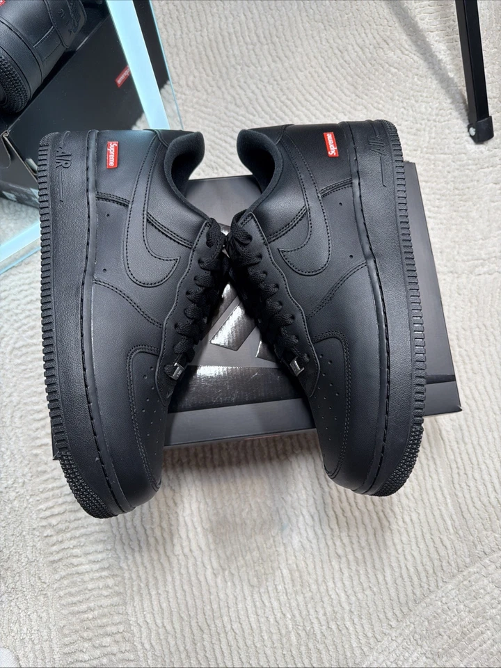Nike Air Force 1 Low Supreme Negro Para hombres CU9225-001 Nuevo Talla 9.5 NUEVO EN CAJA Foto 2 de 4