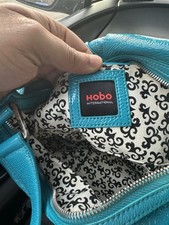Borsa HOBO Jackie in pelle turchese accenti turchesi artigianale donna